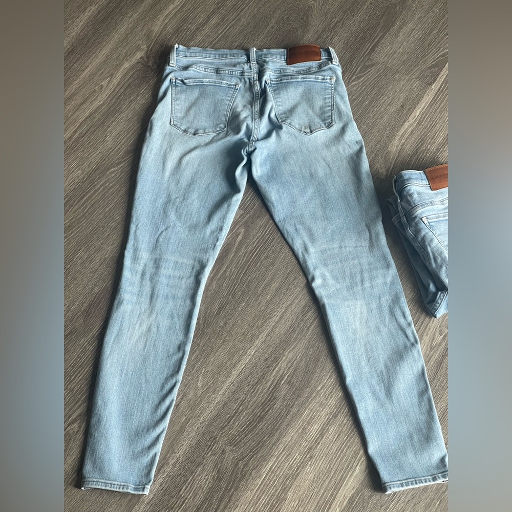 Lucky Brand Light Wash Ava skinnies size 8(29) - Picture 11 of 12